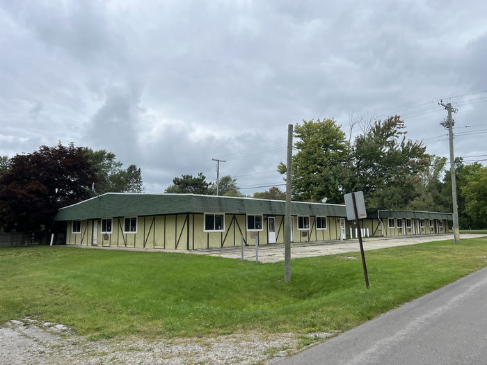 Huron Inn Motel (Darlington Efficiency Apartments) - Sept 10Th 2023 (newer photo)